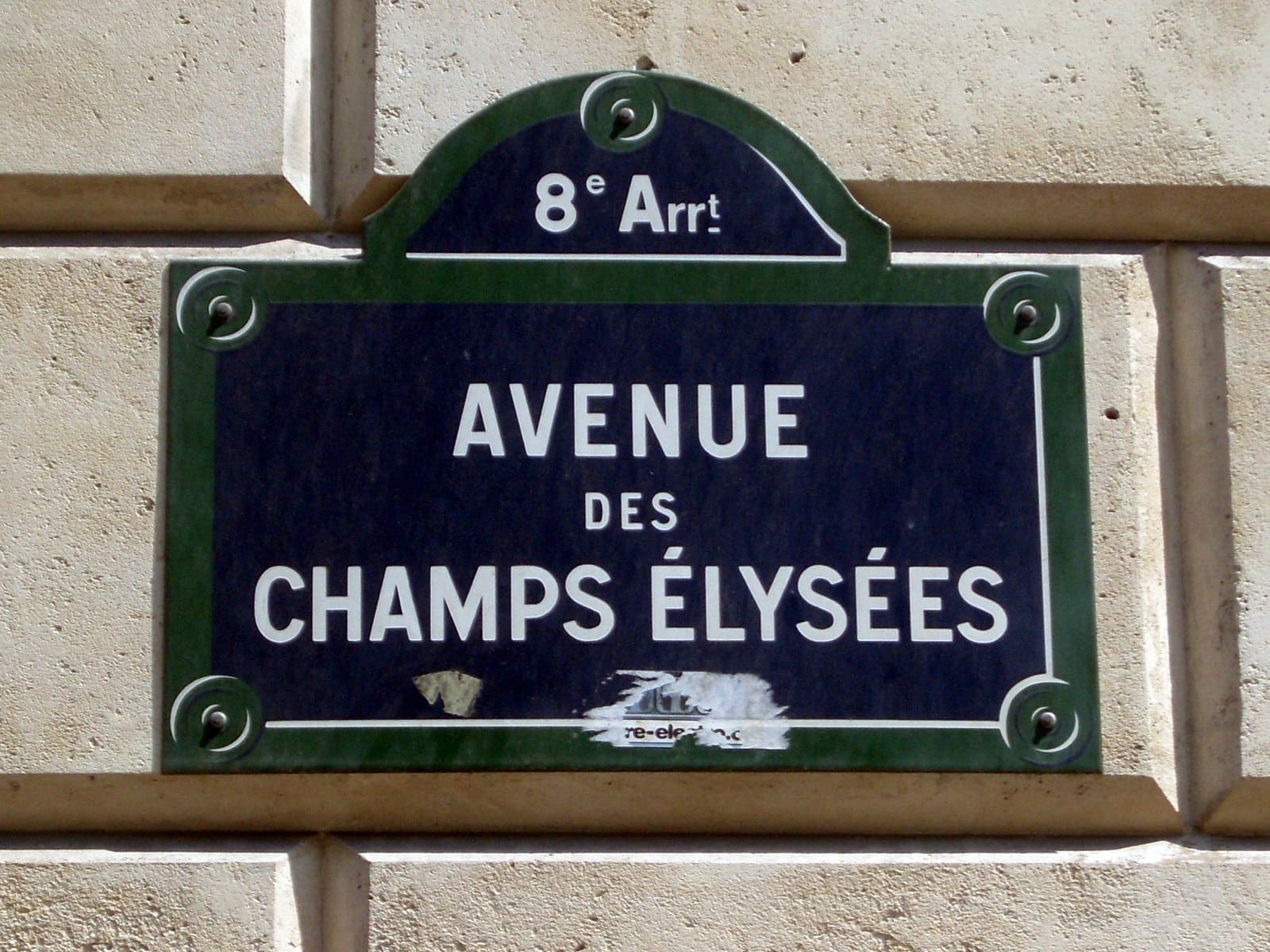 Avenue des Champs-elysees
